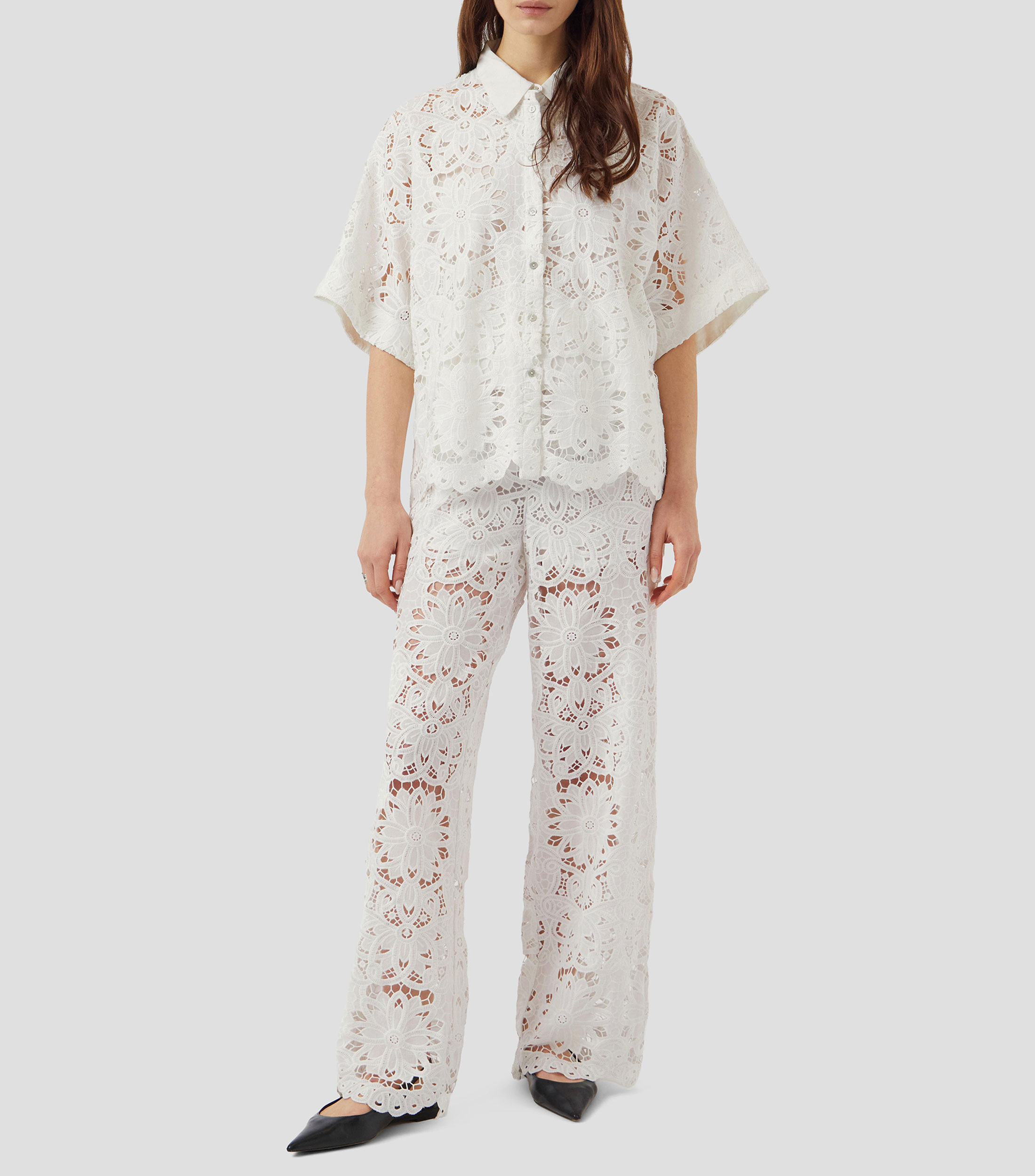 Camisa con encaje calado floral Mujer